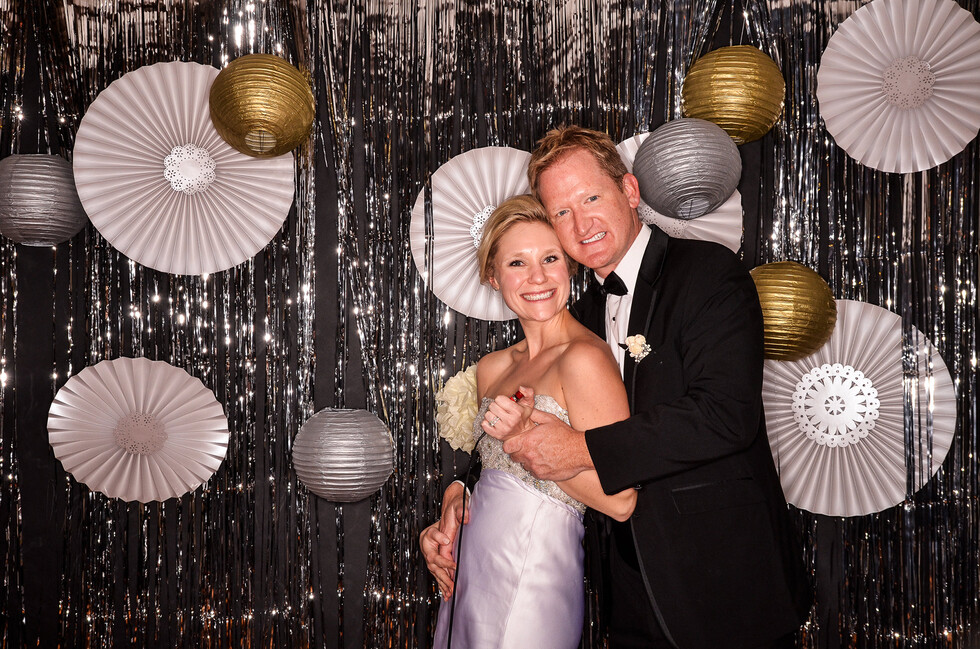 Columbia Missouri Photo Booth custom silver background