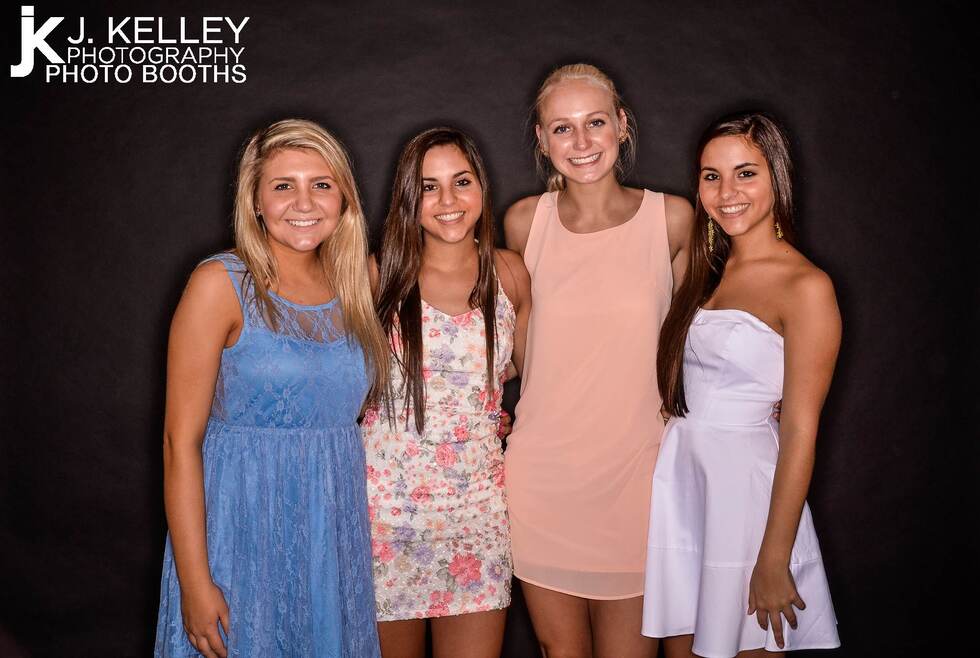 Columbia Missouri, group photo, high school graduates, Rock Bridge, party 