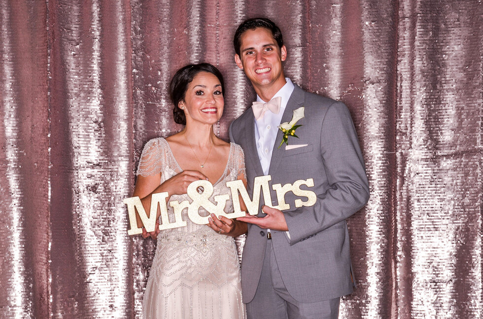 Awesome Champagne sequin Columbia Missouri photo booth background ideas 
